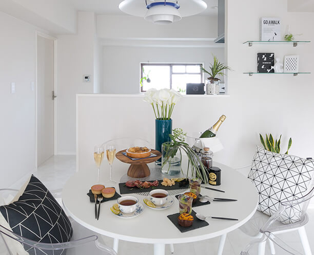 シンプルな白の空間は、どんな暮らしも柔軟に受け止める自由度が魅力。